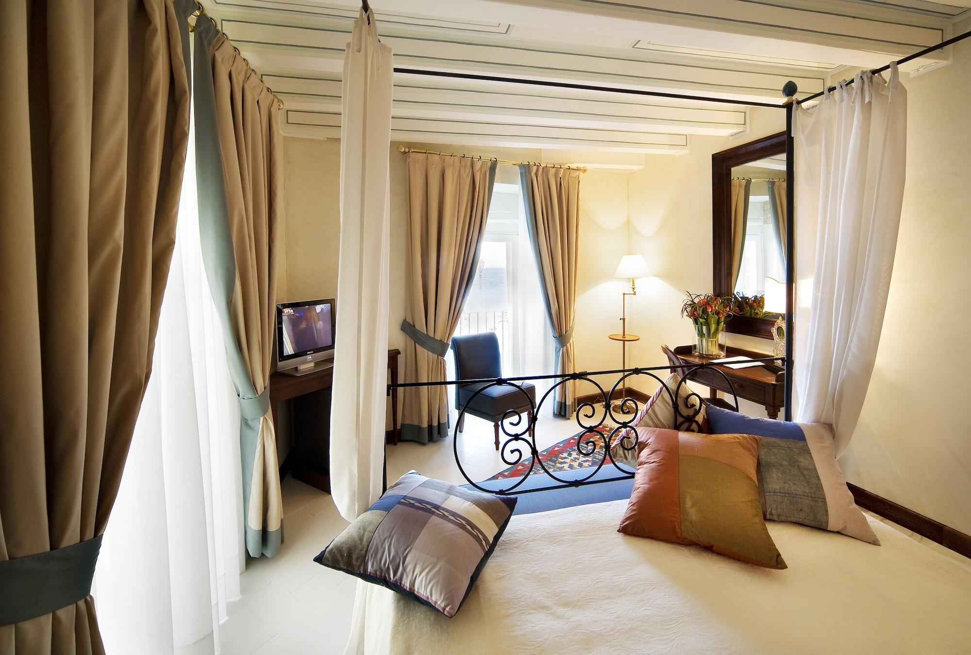 Algila Ortigia Charme Hotel Syrakusa Exteriör bild