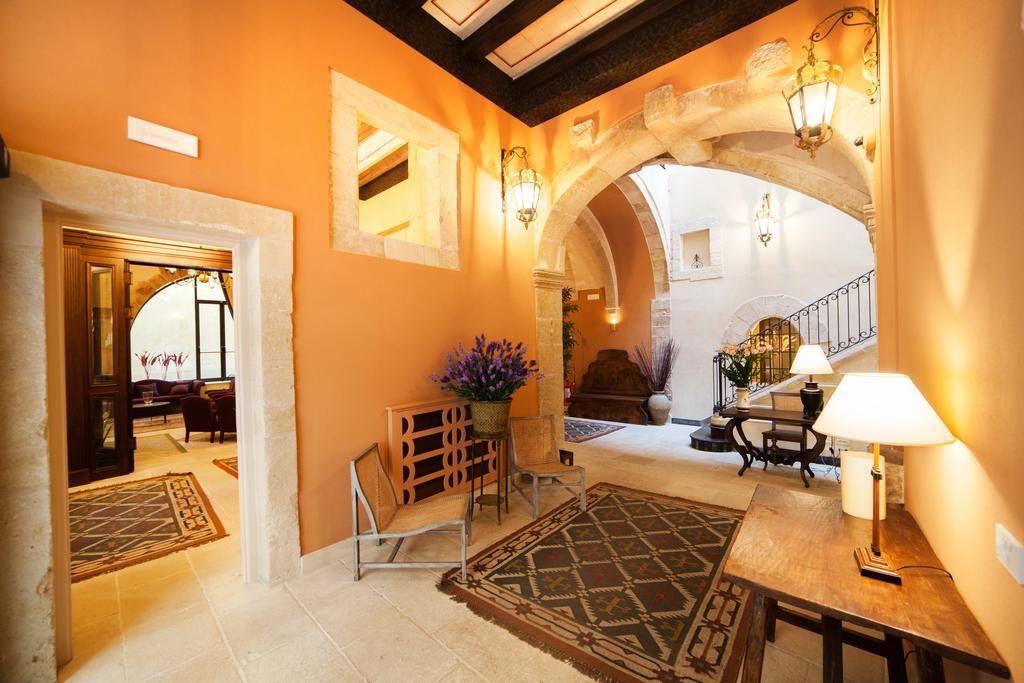 Algila Ortigia Charme Hotel Syrakusa Exteriör bild