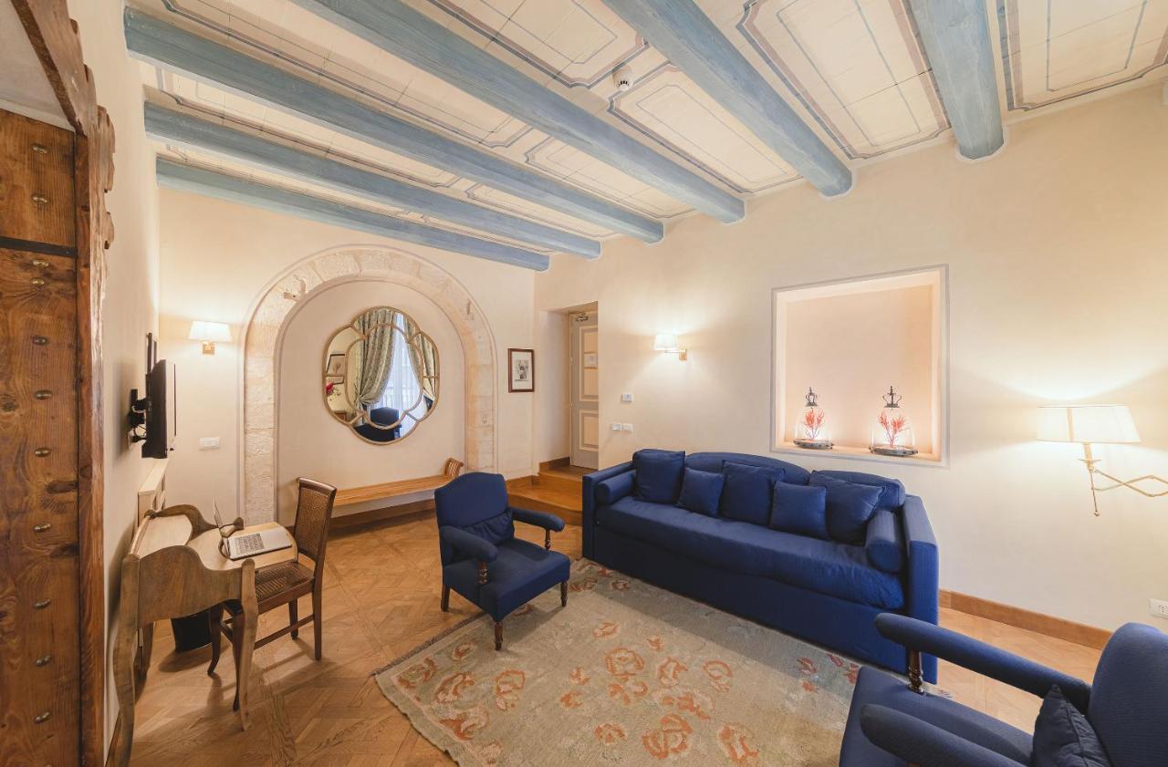Algila Ortigia Charme Hotel Syrakusa Exteriör bild