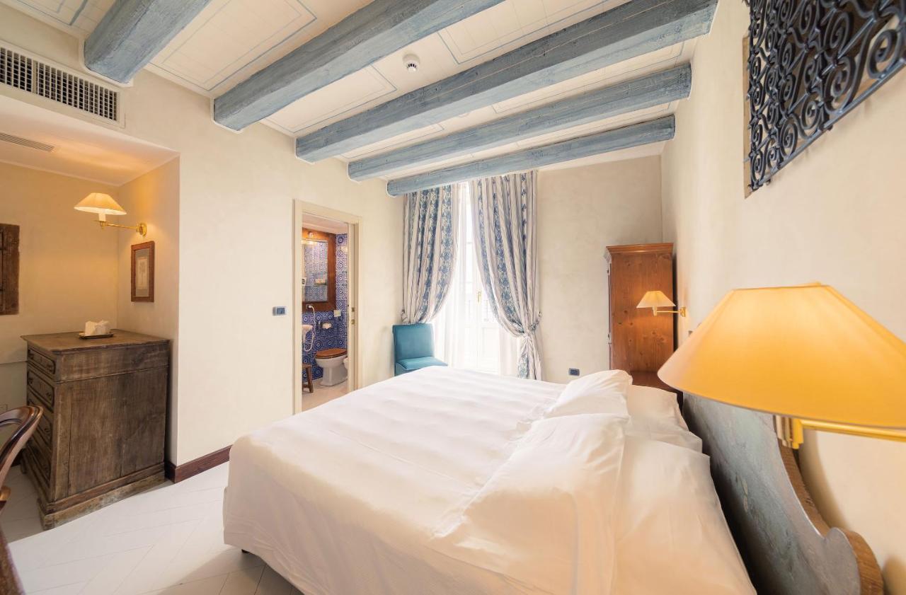 Algila Ortigia Charme Hotel Syrakusa Exteriör bild